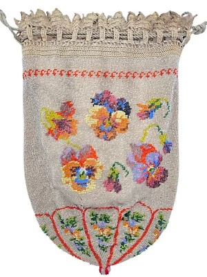 Antiguo bolso monedero con cordón de microperlas con cuentas flores de pensamiento Foto 1 de 4