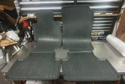 04-2008 Alfombrillas Acura TSX OEM para todas las estaciones. EM2, EP3, DC5, ES1, ES2,ek9, ap1, eg6, cl9 Foto 1 de 4