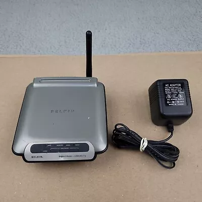 Belkin F5D7230-4 WiFi 4-Port 10/100 Wireless G Router 802.11g + 30ft. Ethernet - Image 1 of 4