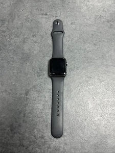 Apple Watch Series 3 38mm space grey aluminium (GPS) - uszkodzony - Zdjęcie 1 z 7