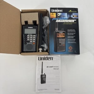 Uniden Bearcat BC125AT Handheld Scanner 500 Alpha-Tagged Channels New - Zdjęcie 1 z 10