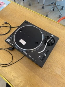 Technics Quartz SL-1210 MK5 Black Turntable - Picture 1 of 10