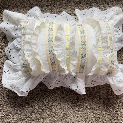 Vintage Grannycore Eyelet Lace Embroidered Throw Pillow White Floral Yellow  - Image 1 of 4