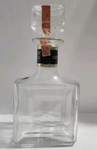 VTG Old Fitzgerald Distillery Kentucky Straight Bourbon Whisk Cut Glass Decanter - Picture 1 of 22