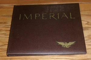 Álbum original Chrysler Imperial Deluxe 1963 selector de colores y molduras distribuidor - Imagen 1 de 4