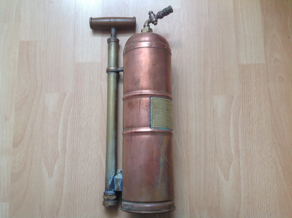 Ancien pulvérisateur MURATORI Paris breveté S.G.D.G en cuivre, objet vintage ! - Photo 1/4