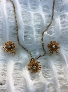 STARBURST NECKLACE AND SCREW BACK EARRINGS - Picture 1 of 10