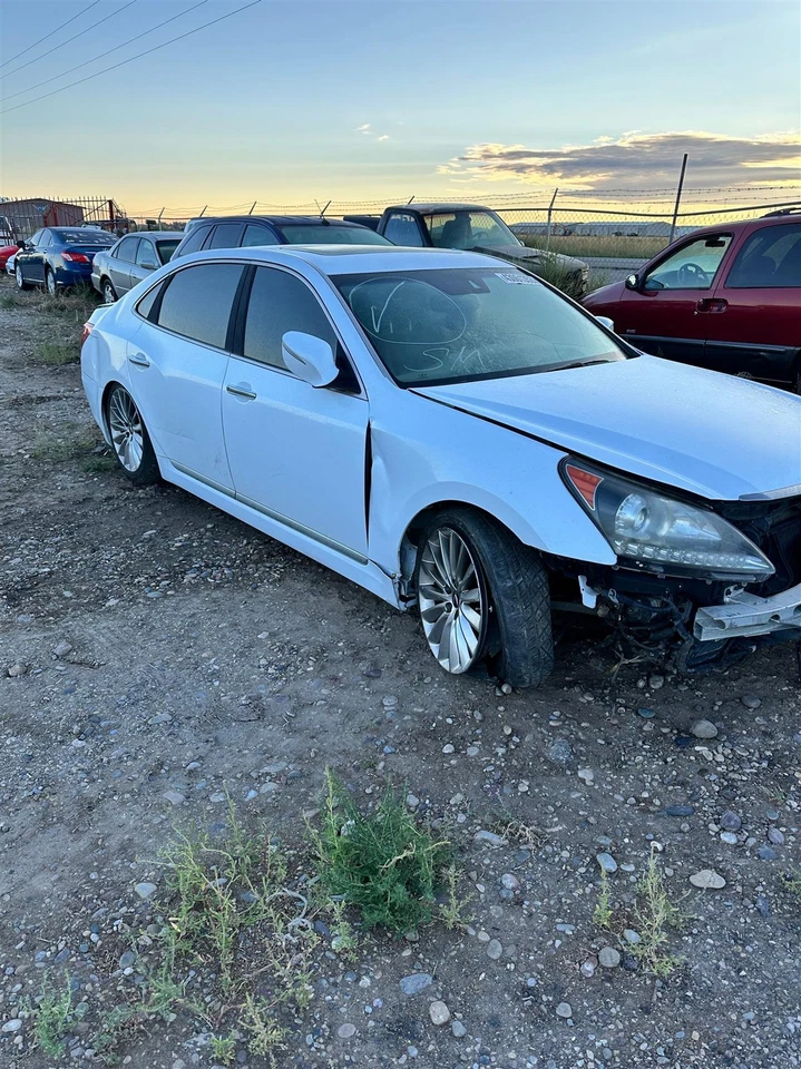 Conjunto de filtro de aire usado se adapta a: Hyundai Equus SDN 2014 5,0 grado A Foto 1 de 4