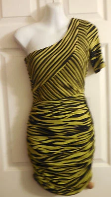 NUEVO CON ETIQUETAS $129 BEBE ADICTION VESTIDO MIXTO A RAYAS CEBRA XXS Foto 1 de 4