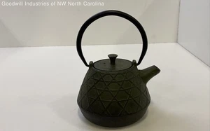 Japanese Style Cast Iron Tea Pot - Picture 1 of 6