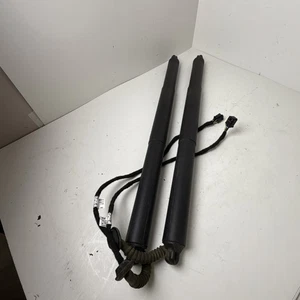 Audi S5 2018 2x portón trasero puntales eléctricos amortiguador maletero 8W8827851A OEM - Imagen 1 de 10