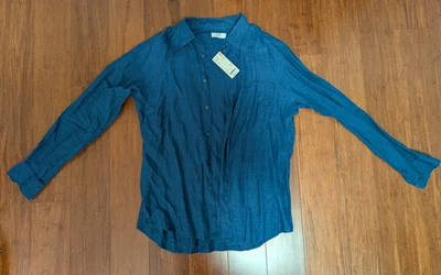Uniqlo Men's Blue Linen Long Sleeve Button Large - Image 1 of 4