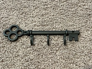 Soporte para colgar llaves de coche casa montaje en pared 3 ganchos de metal - Imagen 1 de 6