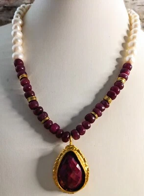 Подлинный рубин 17,08 карата подвеска и рубин и жемчуг ожерелье  - Изображение 1 из 4