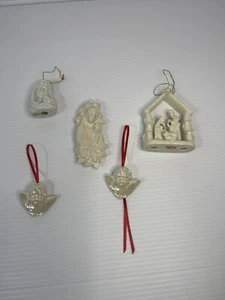 Porzellan Krippe Biskuit Ornament mit Maria Josef Jesuskind und 4 weiteren - Bild 1 von 11