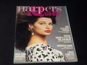 1988 JUNE HARPERS & QUEEN MAGAZINE - NICE FASHION FRONT COVER - E 5611 - Picture 1 of 2