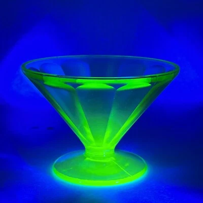 Virg Federal Green Sherbert Dish Sundae Cup Uranium Depression Glass F Stamped - Image 1 of 4