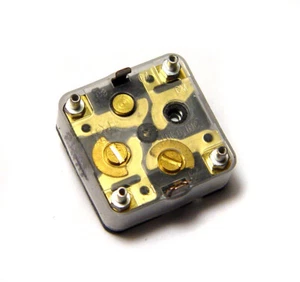 Toko HU-201-H700-22 Mini-Multi-Dreh-Kondensator für AM/FM Radio, NOS - Picture 1 of 4