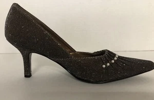 Amanda Shoes, Ladies, Size 6.5 M Kitten Heel Pearl Bronze - Picture 1 of 7