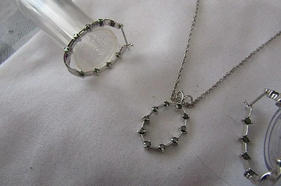 14k WHITE GOLD PERIDOT NECKLACE AND EARRINGS SET (8.8 Gram SCRAP or WEAR) - Image 1 of 4