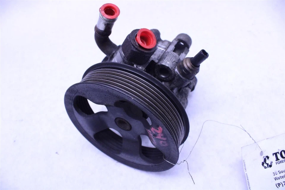 Used Power Steering Pump fits: 2004 Toyota Rav4  Grade A - Image 1 of 4