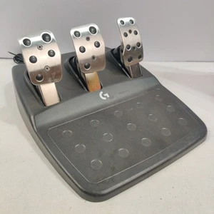 Logitech G29 G920 Pedalset Only - FÜR ERSATZTEILE - ZERRISSENER KABELSTECKER - Bild 1 von 5