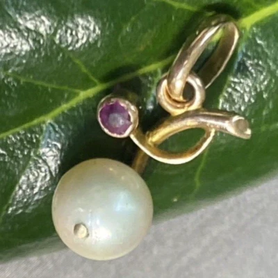 Vintage Pendant Pearl Ruby Estate Fine Jewelry Pre-Owned 18K Yellow Gold Apple - Image 1 of 4