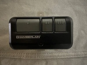 Genuine Chamberlain 3 Button Garage Door Gate Remote Opener 953ESTD Control Car - Picture 1 of 2