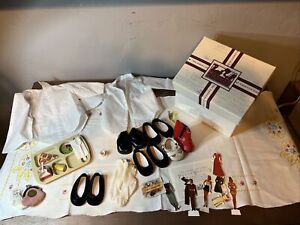 American girl Lot Of Shoes, Sock, Shirt, Lunch Tray, Purse, Paper Dolls Orig Box
