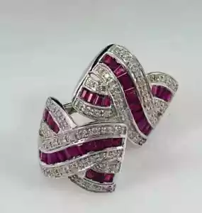 Orecchino a cerchio Huggie rubino rosa 14 carati placcato oro bianco 3 ct taglio baguette creato in laboratorio - Foto 1 di 3