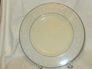 Lenox Courtyard Platinum Mittagessen Akzent Teller Neu - Bild 1 von 7