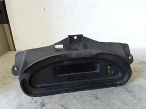 P8200028364A affichage central pour RENAULT SCENIC «I (2000) 1.6 26355 - Picture 1 of 4