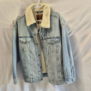 Levis Gr. XS Oversized Sherpa Trucker Outdoorjacke - Bild 1 von 12