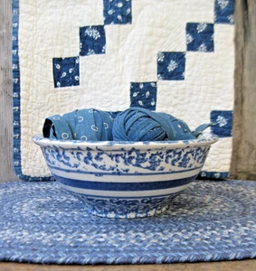 Antiguo cuenco mezclador de gres esponja azul y blanco 8-3/4" envío gratuito - Imagen 1 de 10