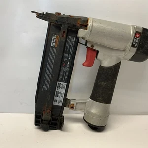 Porter Cable 2 inch 18 Gauge Pneumatic Brad Nailer Model BN200SB ⭐️FOR PARTS ⭐️ - Bild 1 von 4