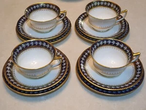 4 Vintage Aynsley English Bone China Gilt Cobalt Blue Trios teacup saucer plate - Picture 1 of 20