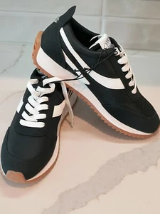Steve Madden Ladies Wedge Sneakers Denny Black White Womens Size 7 Running Shoes - Picture 1 of 10