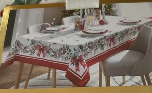 Max Studio Holiday Tablecloth 60 x 84" NEW Holly & Bows Border Print - Picture 1 of 4
