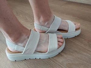 Hardly Worn DUNE Beige SOFT LEATHER Strappy PLATFORM Wedge SUMMER SANDALS 6 39 - Picture 1 of 10