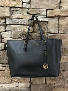 Michael Kors Jet Set Travel Saffiano Black Leather E/W Tote Shoulder bag - Picture 1 of 12