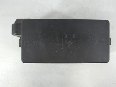 2006-2007 Saturn Vue Fusebox Fuse Box Relay Module 15796348 LQ1MV - Image 1 of 4