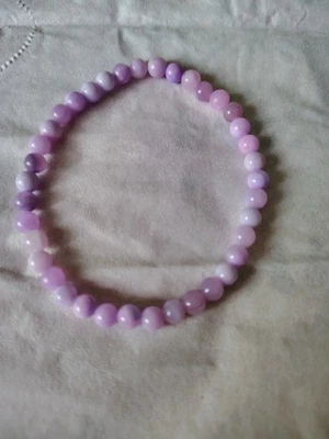 Pulsera con cuentas de piedras preciosas de cuarzo lavanda tamaño pequeño niño/adolescente Foto 1 de 2