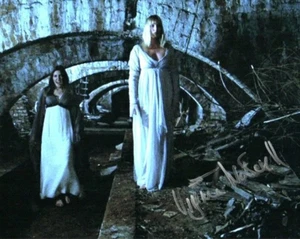 Television Autograph: VIRGINIA WETHERELL (Dracula - 1974) Signed Photo - Imagen 1 de 1