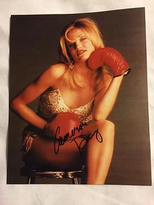 CAMERON DIAZ Signed Sexy Boxing 8x10 Color Photo - Picture 1 of 8