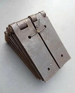 Alte Scharnier-Türscharnier 2-Loch einfach Eisenoberfläche Rost antik 10*3,5 cm - Bild 1 von 3