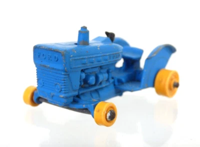Lesney Matchbox Ford Tractor No39 Blue Yellow Farm Toy Vintage Collectable - Image 1 of 4