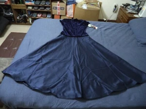 RARE NEW VINTAGE BARI JAY VELVET SATIN DRESS EVENING BALL GOWN NAVY WOMENS 9 10 - Picture 1 of 5