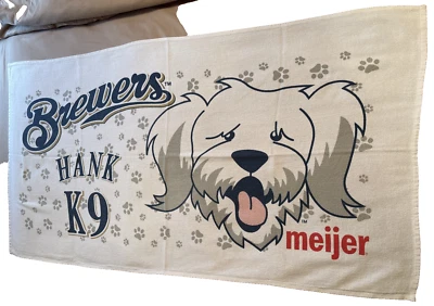 Toalla de playa Hank the K9 Milwaukee Brewers Meijer MLB de colección perro canino 29" por 53" Foto 1 de 4