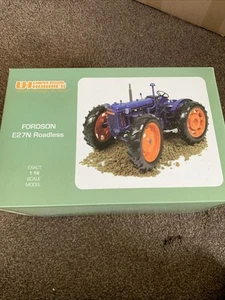 1/16 scale Universal hobbies based Fordson E27N Roadless tractor - Picture 1 of 4