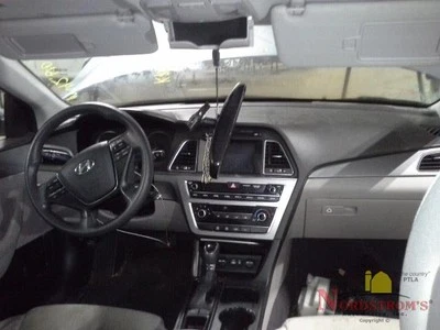 2016 Hyundai Sonata Speedometer Instrument Cluster Gauges - Image 1 of 4